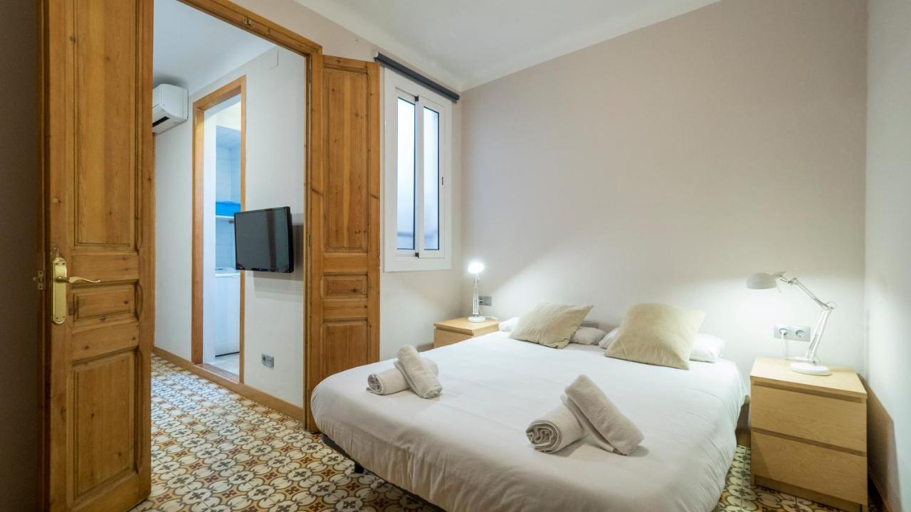 Acogedor Apartamento De 2 Dormitorios Barcelona Exterior photo