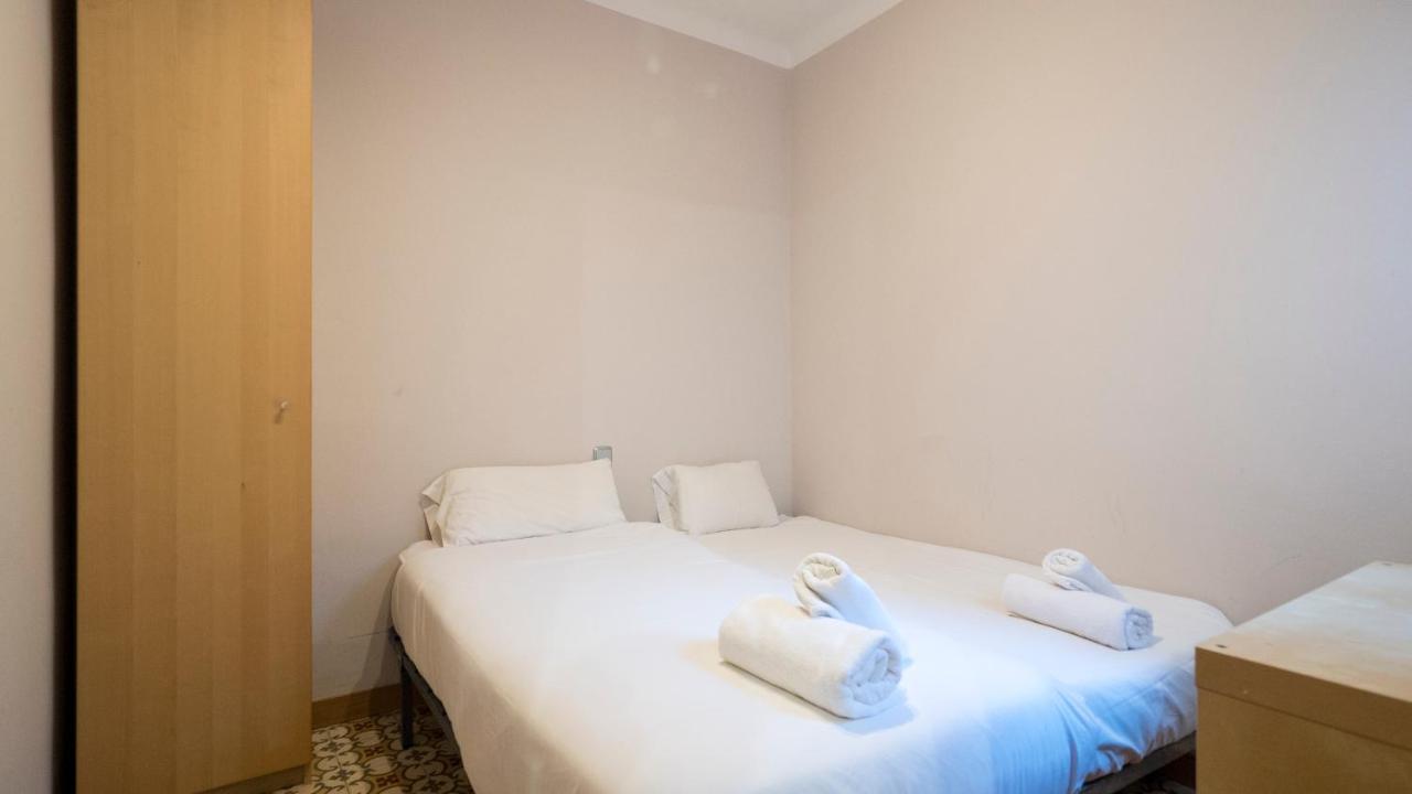 Acogedor Apartamento De 2 Dormitorios Barcelona Exterior photo